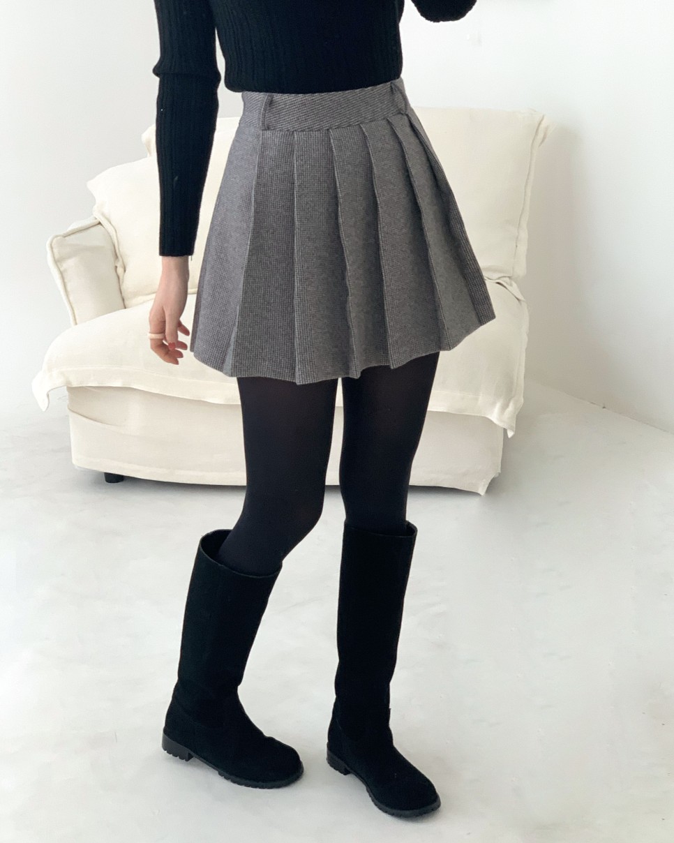 Sienna Pleats Skirt